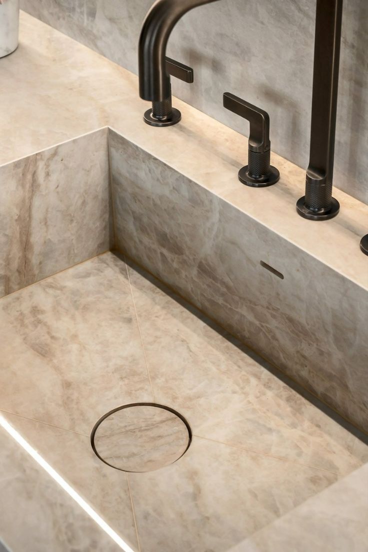 c9276723fc6299828b2f2d42782e48fe