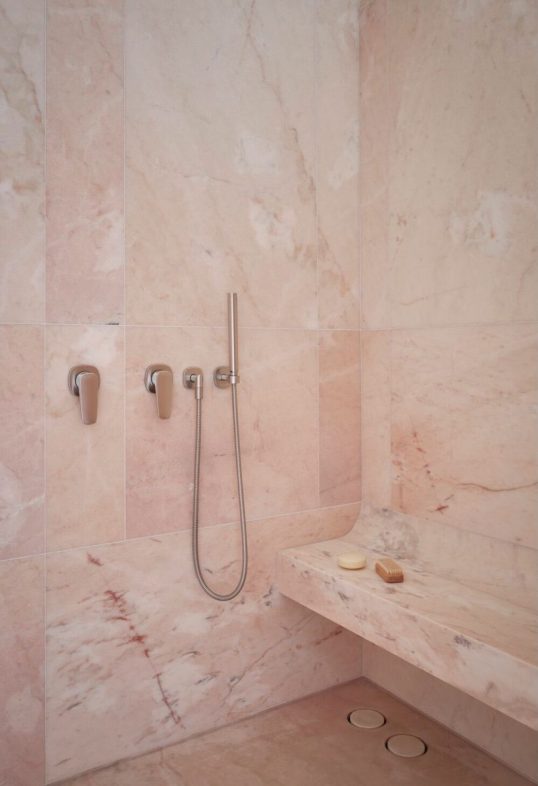 748c10bcd8338277d5ac3413b61fcde7